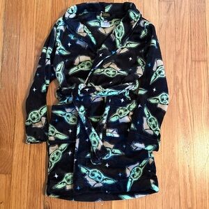 **b2g1** baby yoda bathrobe